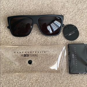 NWT Quay Australia x Desi Perkins OTL II sunglass